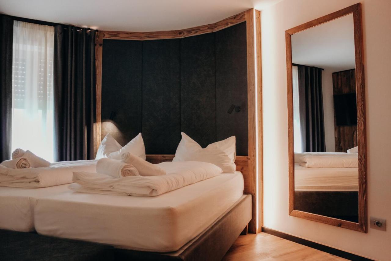 באסלגה די פינה Hotel Pineta מראה חיצוני תמונה