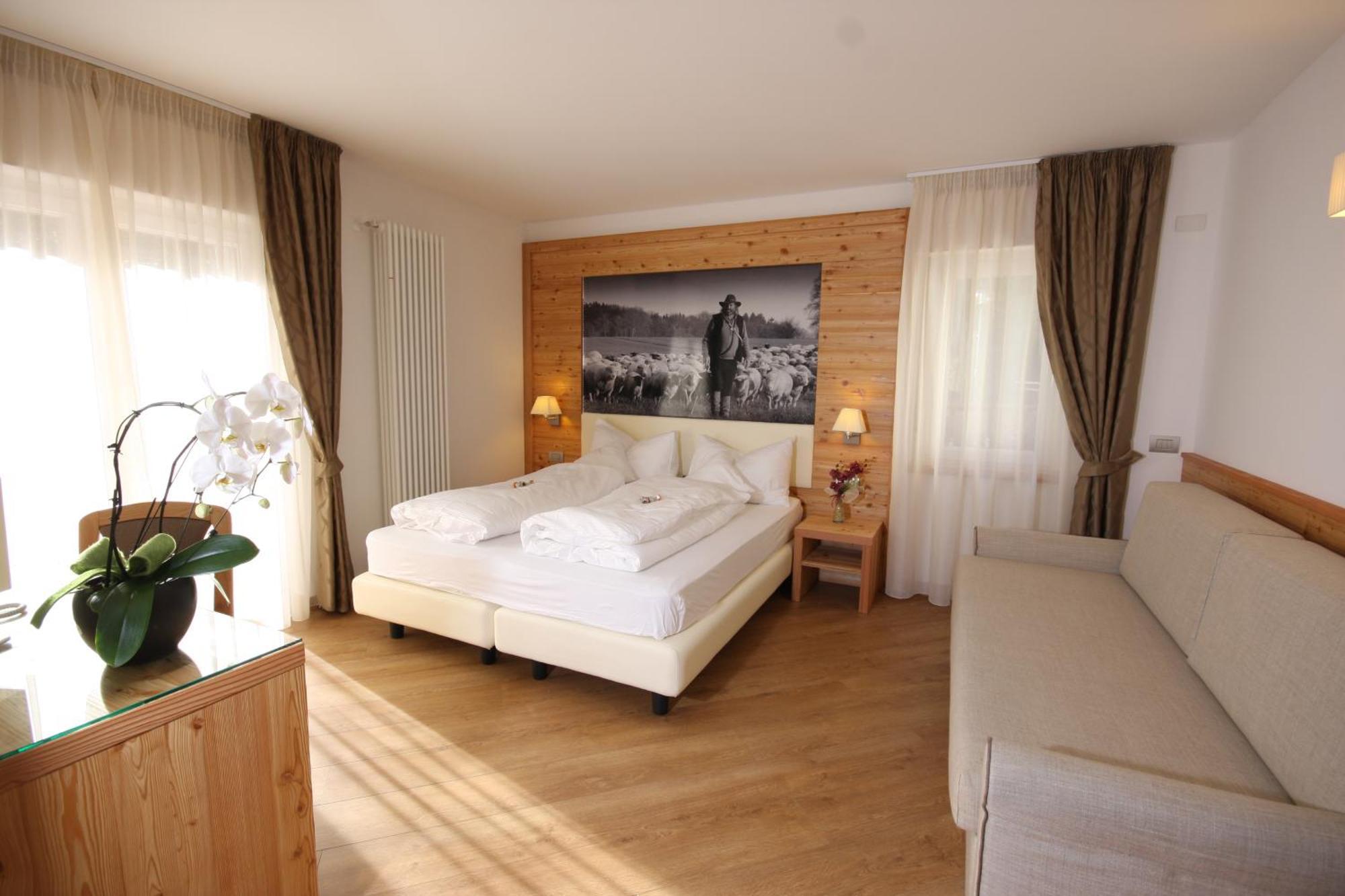 באסלגה די פינה Hotel Pineta מראה חיצוני תמונה