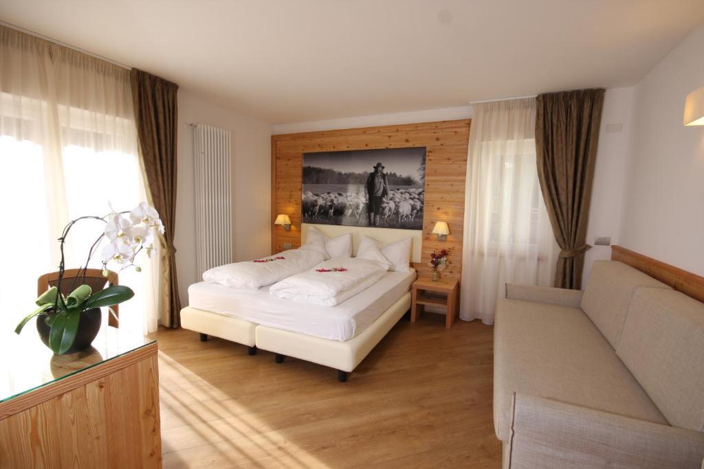 באסלגה די פינה Hotel Pineta מראה חיצוני תמונה